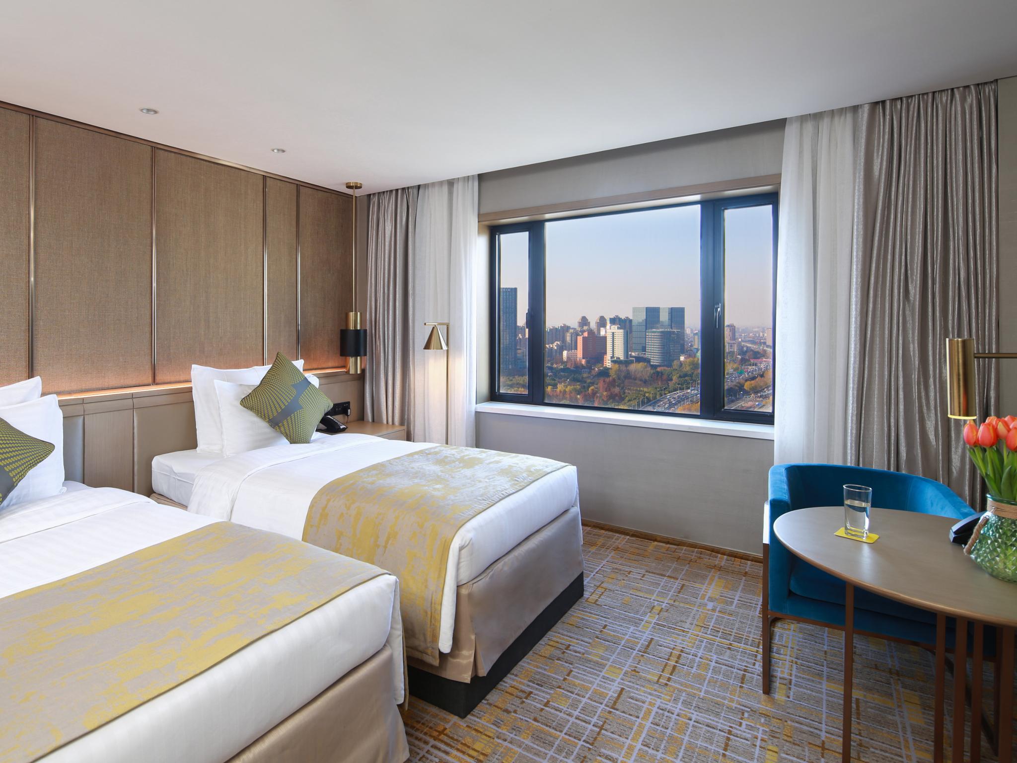 Golden Tulip Shanghai Hongqiao - A Louvre Hotel Dış mekan fotoğraf